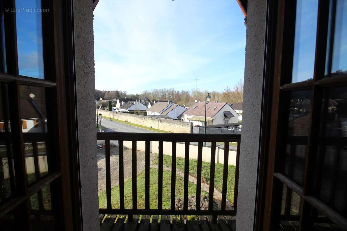 Maison à SAINT-LEU-D'ESSERENT