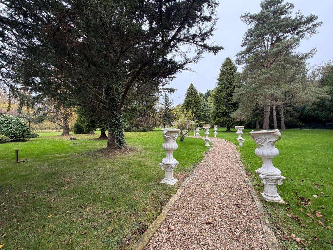 Maison à VILLIERS-SUR-MORIN