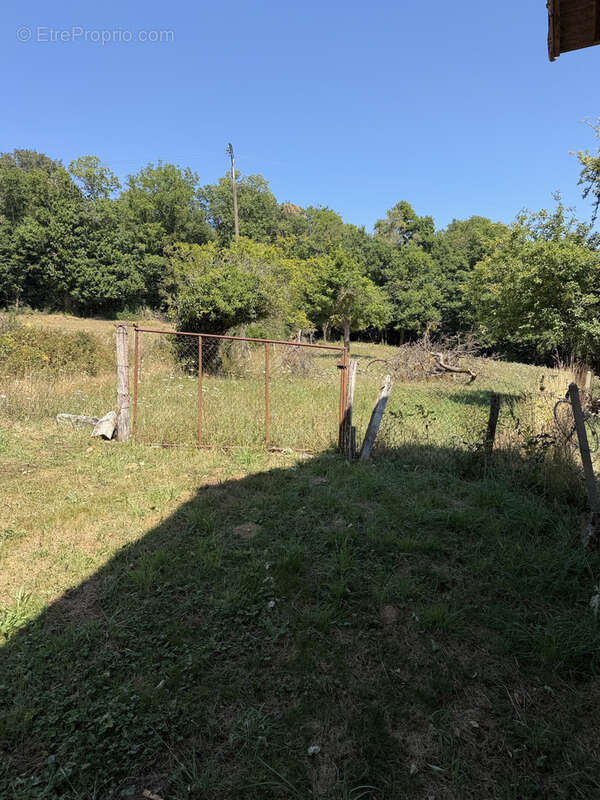 Maison à rénover avec terrain - photo 9