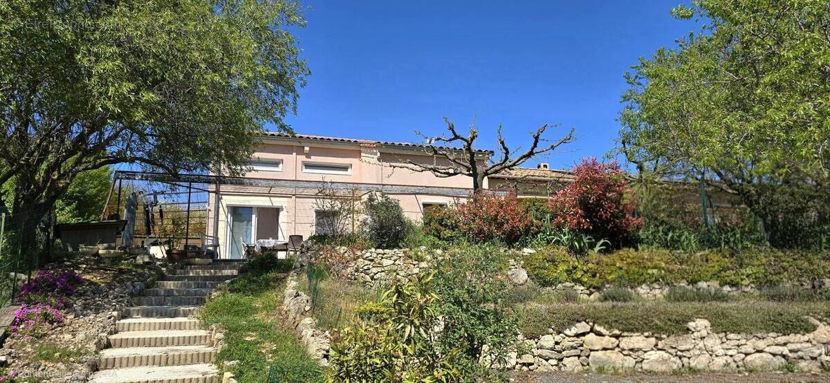 Maison à REILLANNE