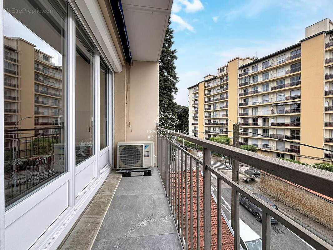 Appartement 61 m² à Villefranche-Sur-Saone  - photo 4