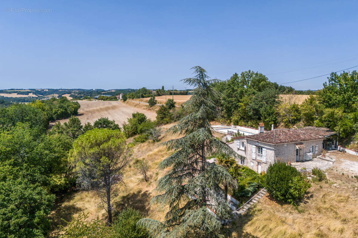 Maison de campagne avec annexe et piscine - photo 2
