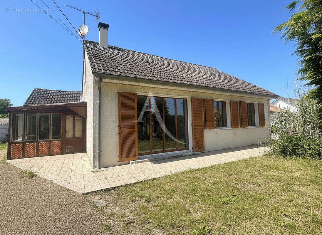 Maison à CHAILLES
