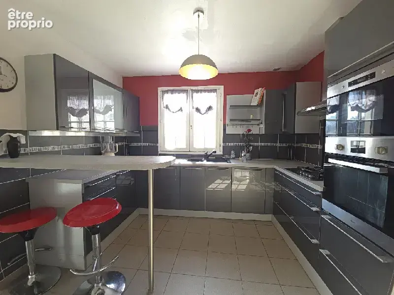 Maison 6 pièces 106 m² à vendre à Nogent-Sur-Oise (60180) - photo 2