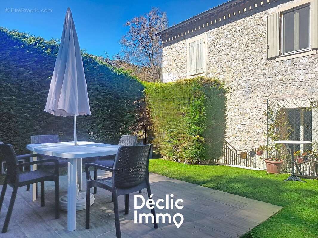 Appartement à LA COLLE-SUR-LOUP