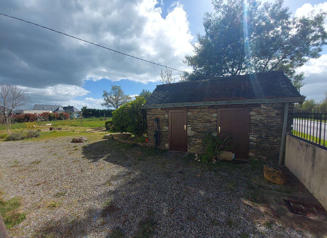 Maison à LOUISFERT