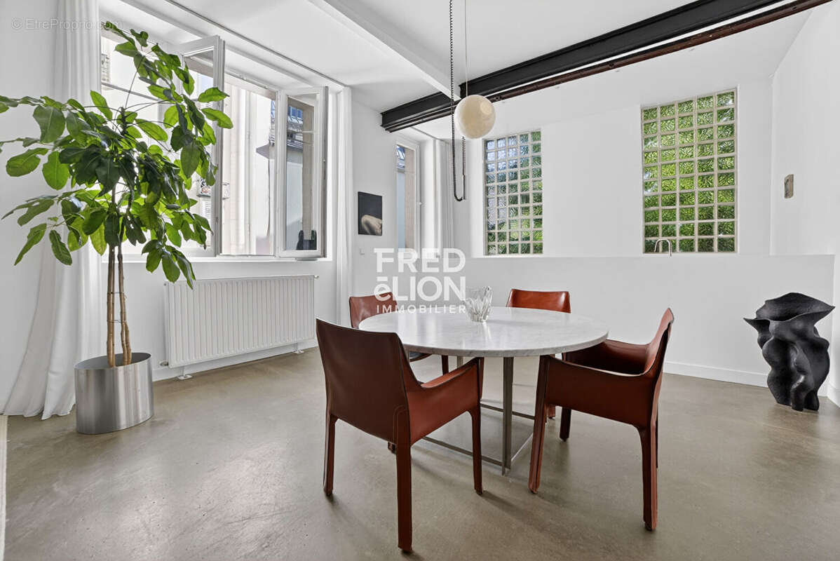 Appartement à PARIS-19E
