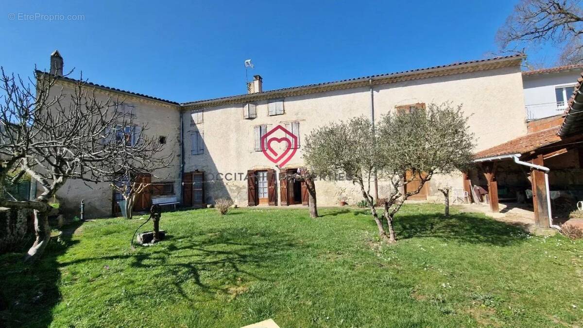 Maison à LE MAS-D'AZIL