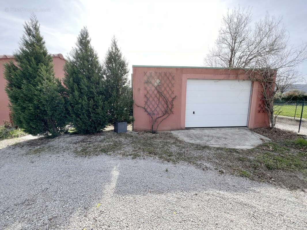 Belle villa avec piscine au calme - photo 29