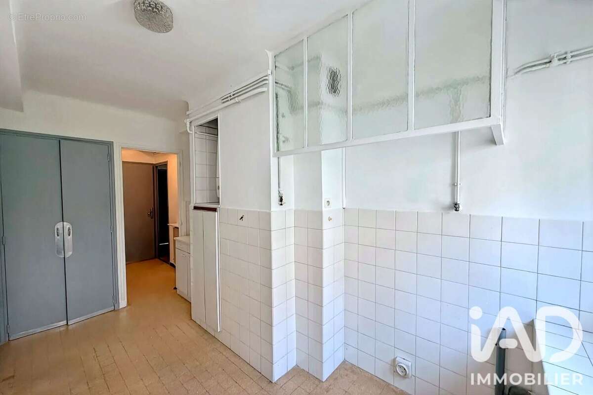 Appartement 83 m² à Marseille-6e  - photo 9