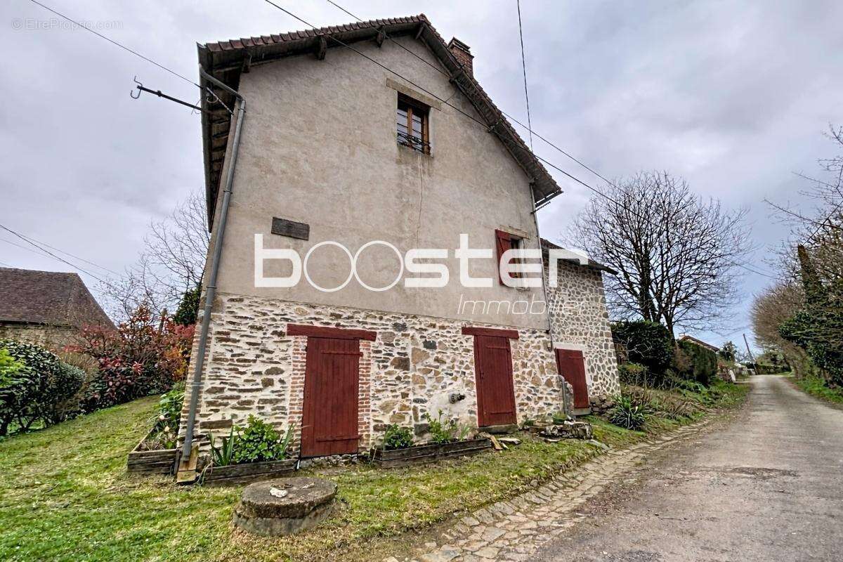Maison à LA MEYZE
