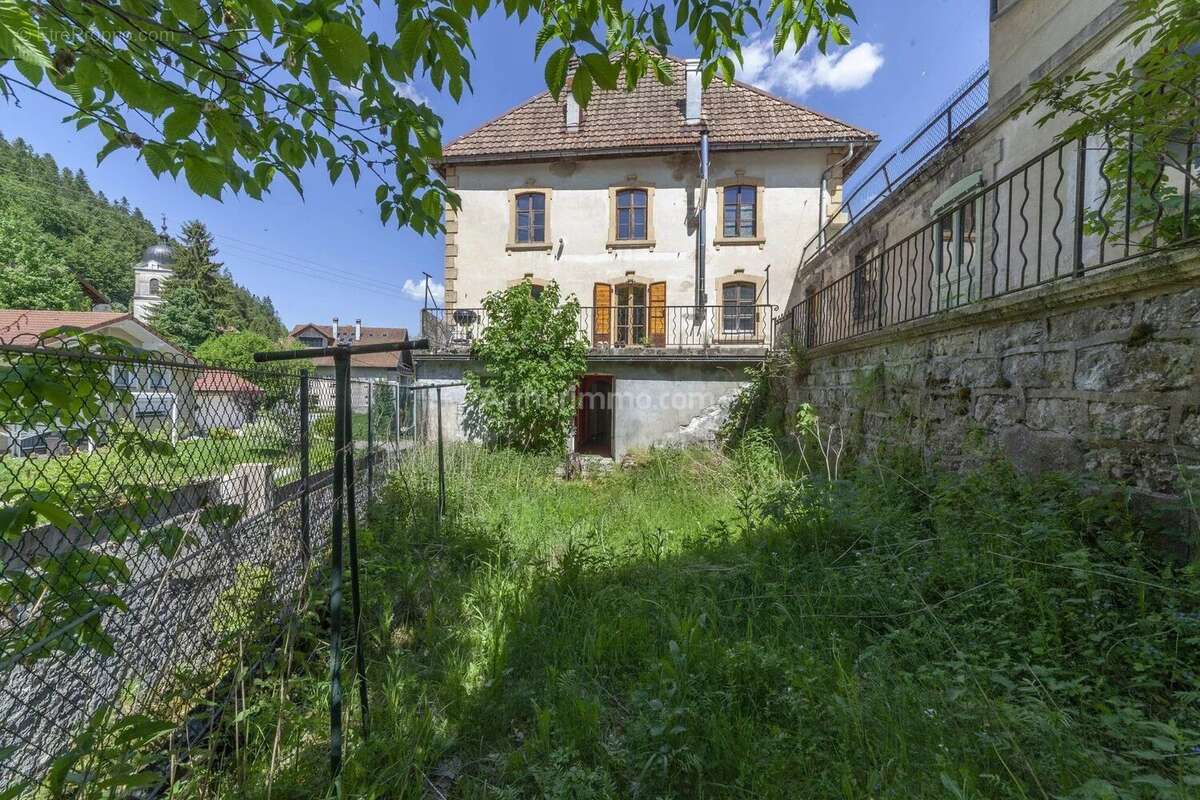 Appartement à LES GRAS
