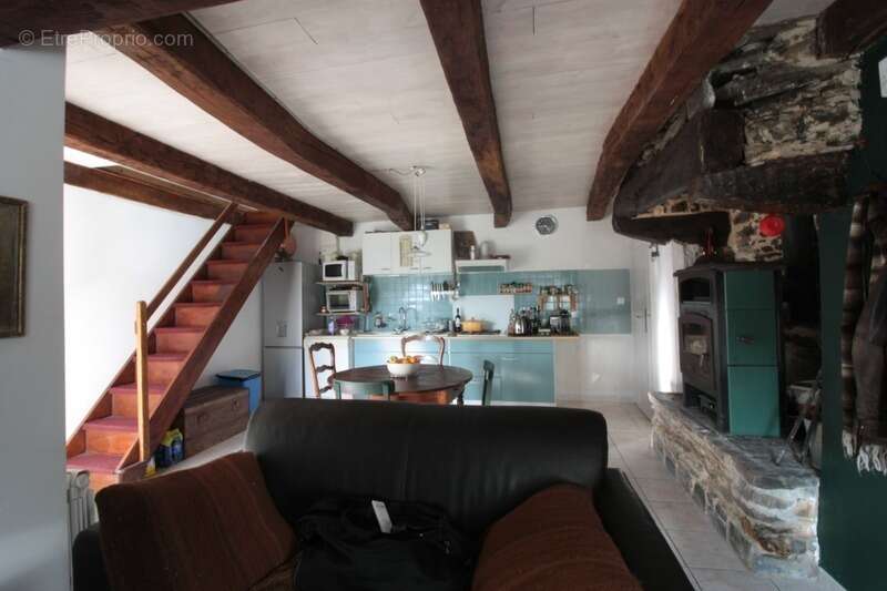 Maison à SAINT-RIVOAL