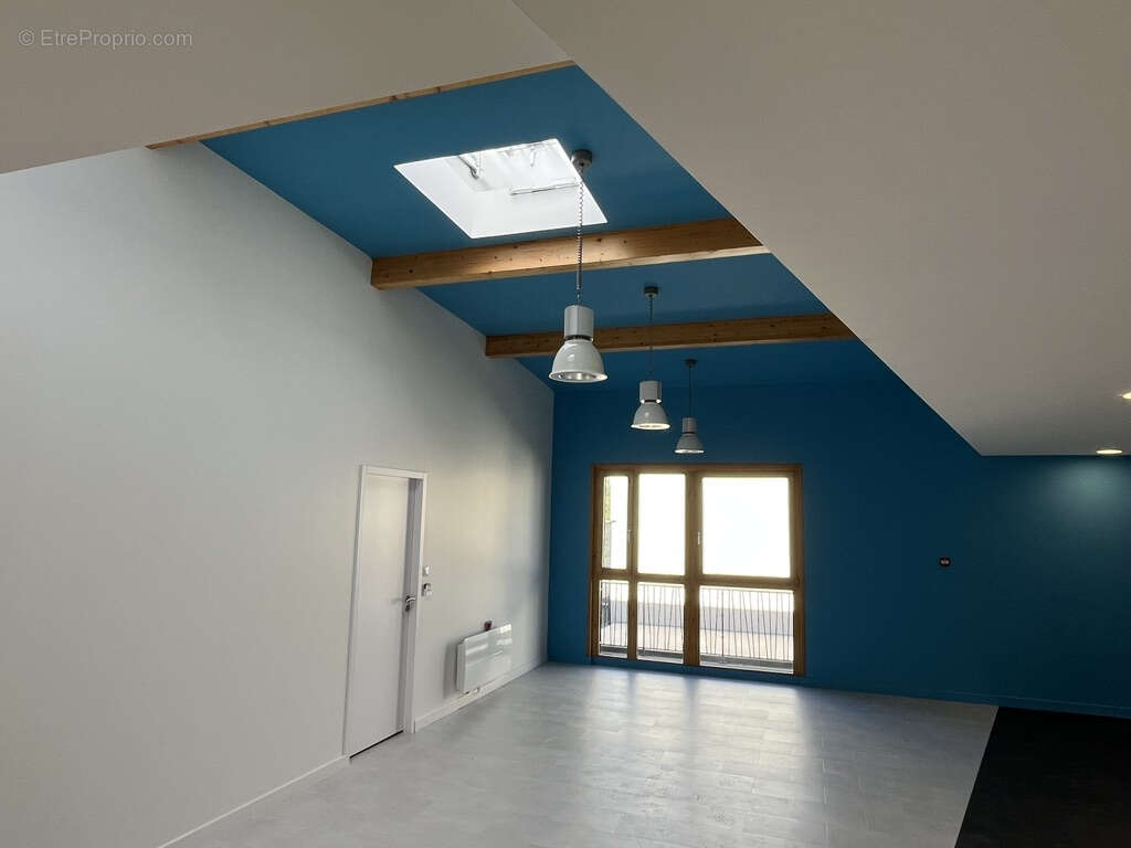 Commerce à SAINT-ETIENNE