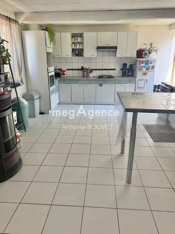 Maison individuelle, 7 pièces, 165m² - photo 2