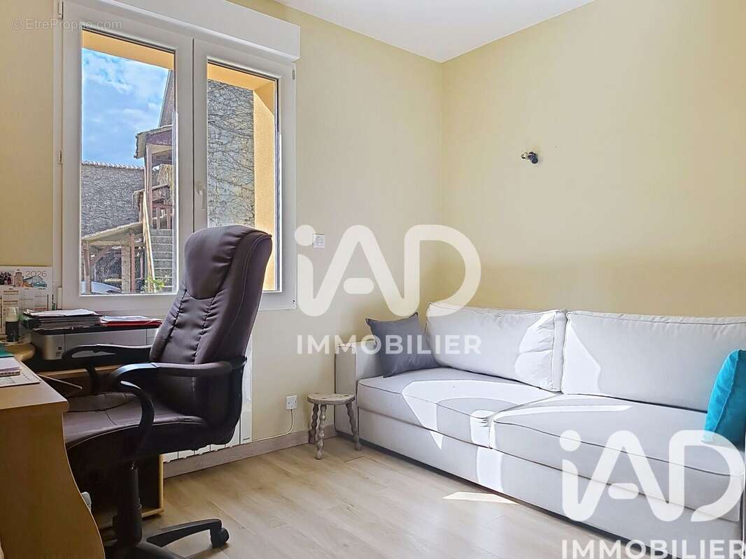Maison 216 m² à Thenezay  - photo 9