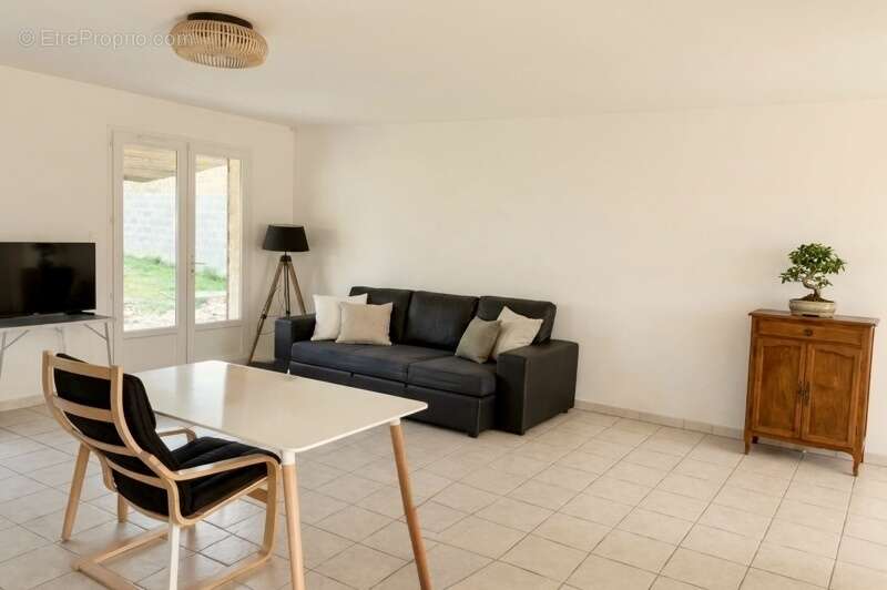 Maison à CREYS-MEPIEU