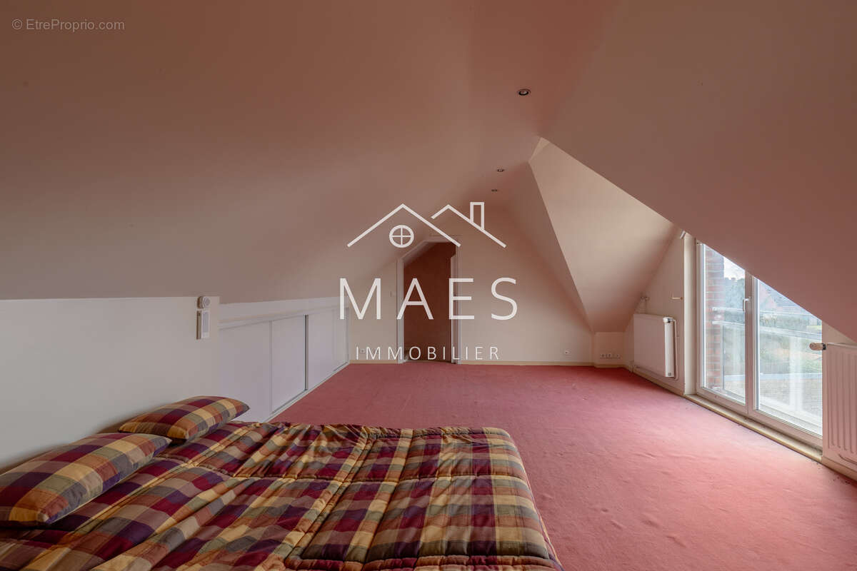 Maison à QUESNOY-SUR-DEULE