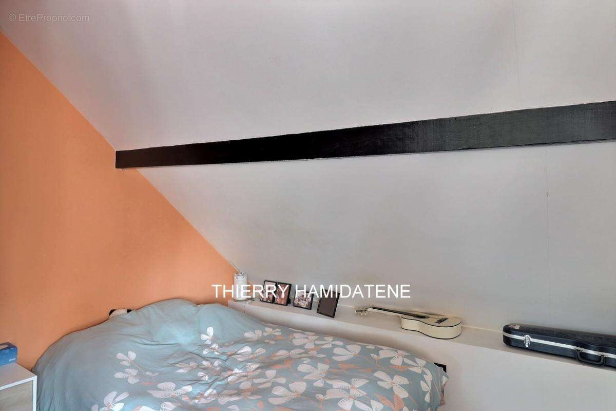 Secteur colonie 12mn a pied de la gare magnifique maison renovee de  156m2 6 pieces 4 chambres s/sol total  jardin fruitier espo - photo 12