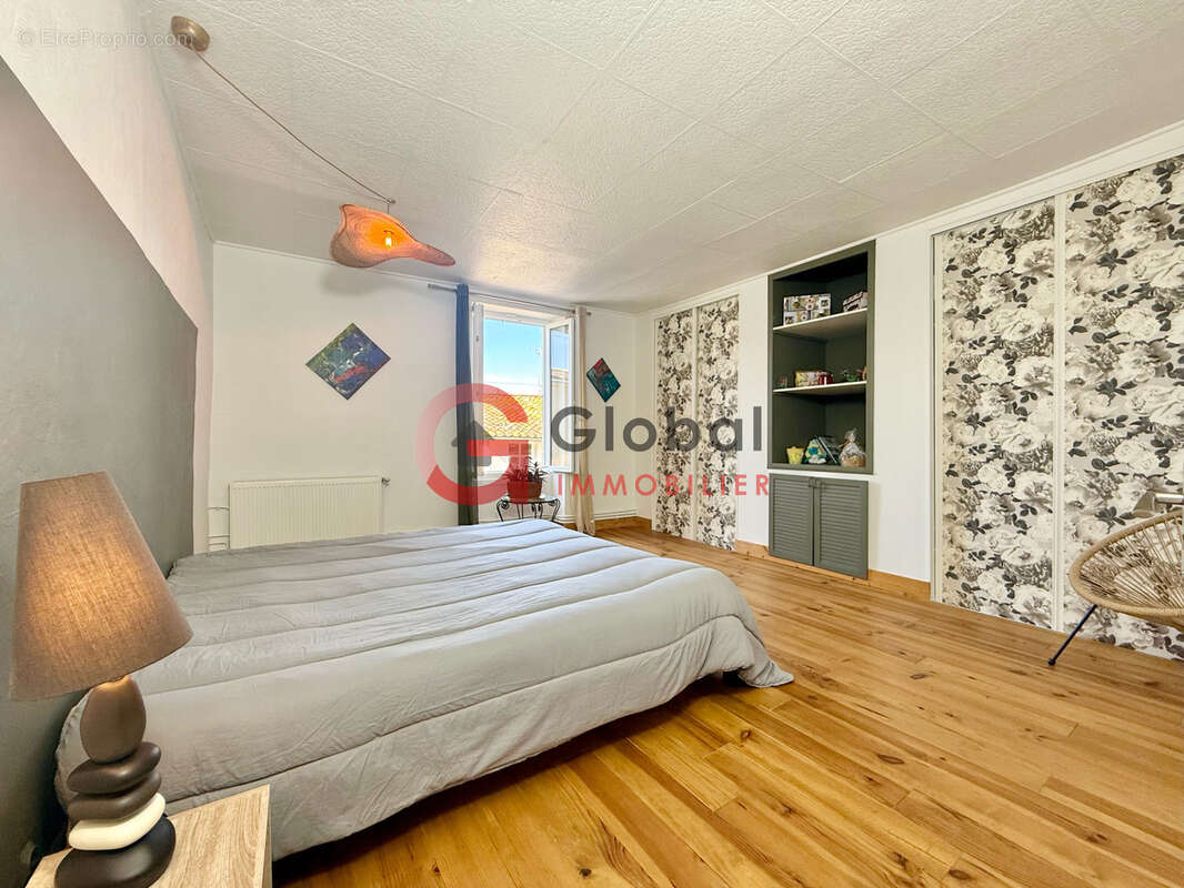 Maison à SAINT-HILAIRE-LA-PALUD