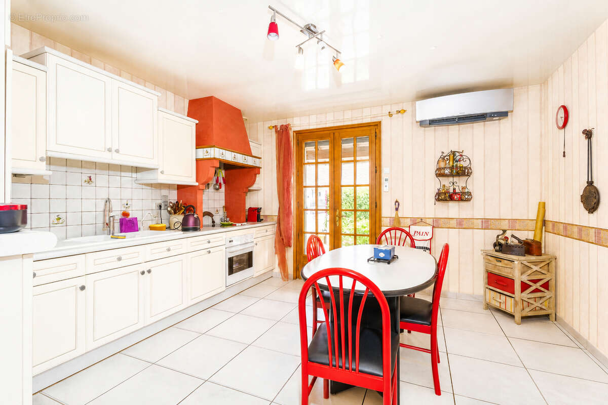 Bligny-Lès-Beaune : Maison cossue avec logement indépendant : Vie de plain-pied - photo 3