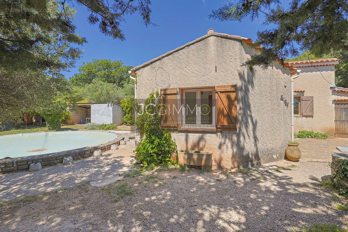 Maison à CUERS