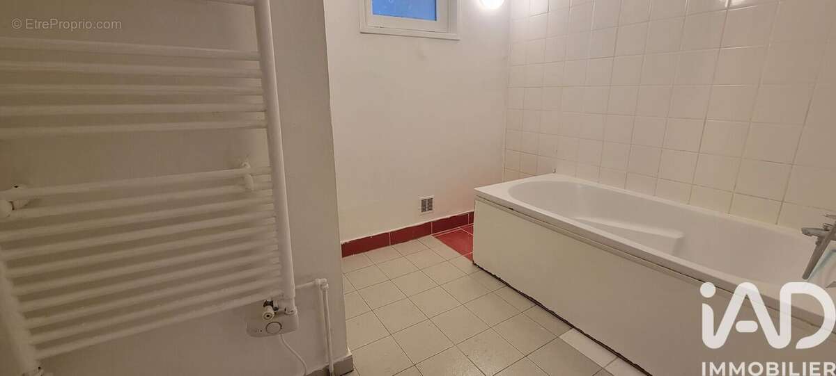 Photo 4 - Maison à SAINT-ETIENNE-DU-ROUVRAY