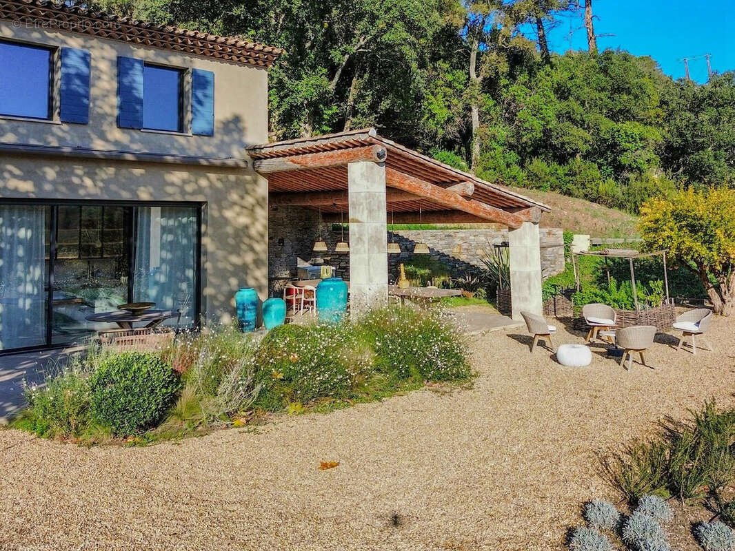 Maison à LA MOLE