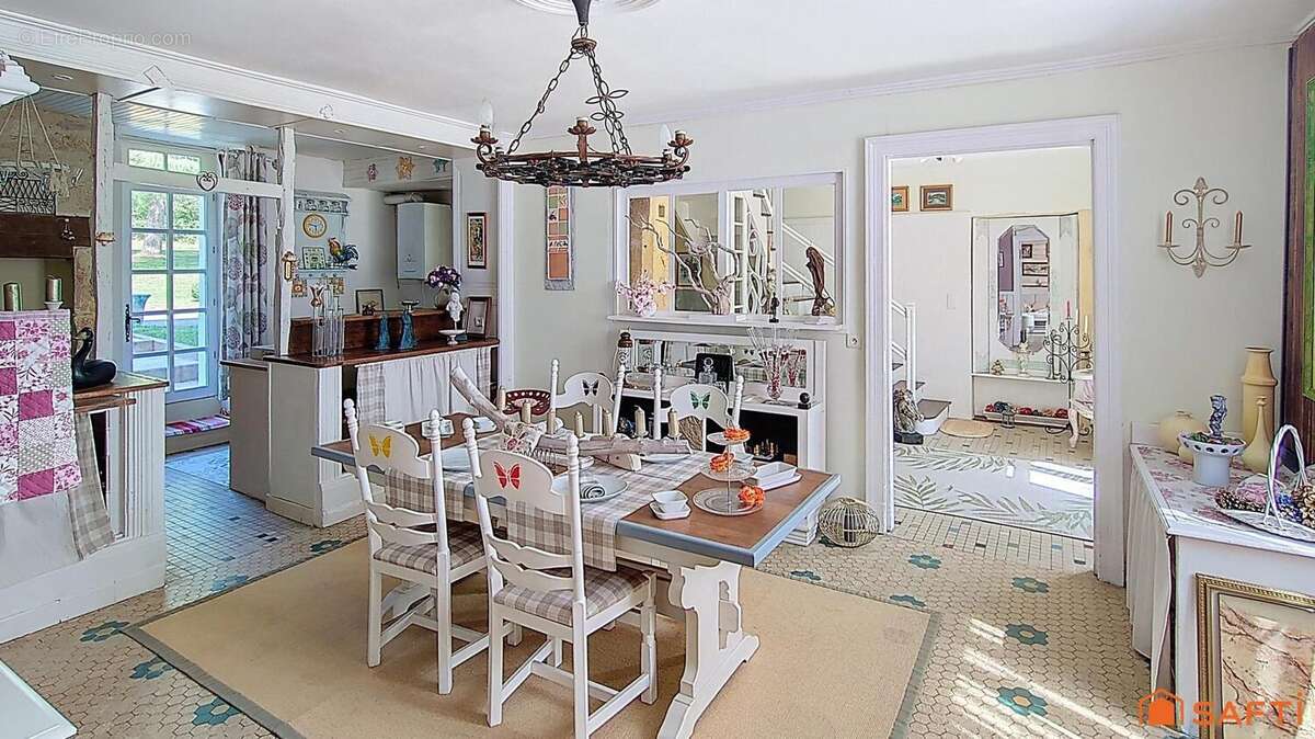 Photo 5 - Maison à BLANQUEFORT-SUR-BRIOLANCE