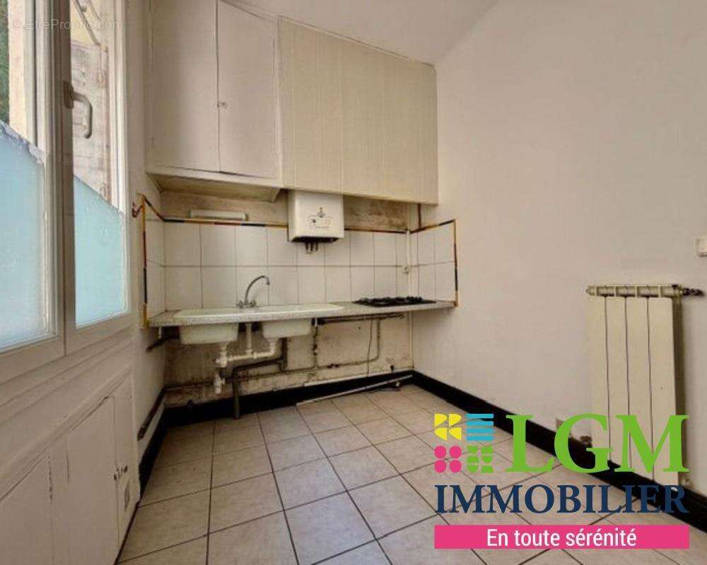 Montpellier rue faubourg st jaumes : appartement t2, une cave en sous-sol - photo 11