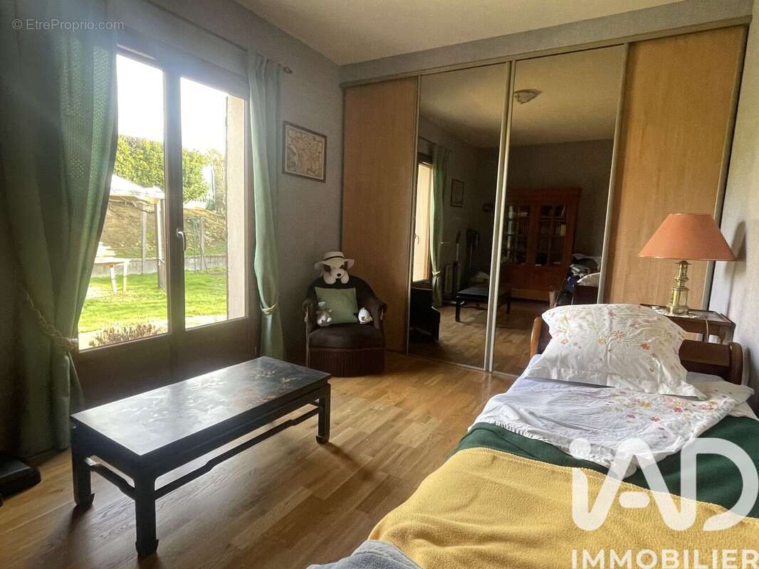 Photo 9 - Maison à VARENNES-JARCY