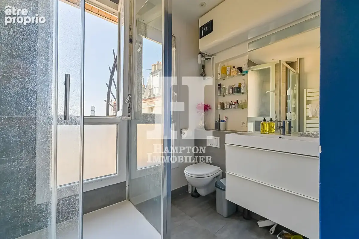 Exclusivité Batignolles ? 2 pièces lumineux avec une chambre indépendante, un débarras et une cave. - photo 7