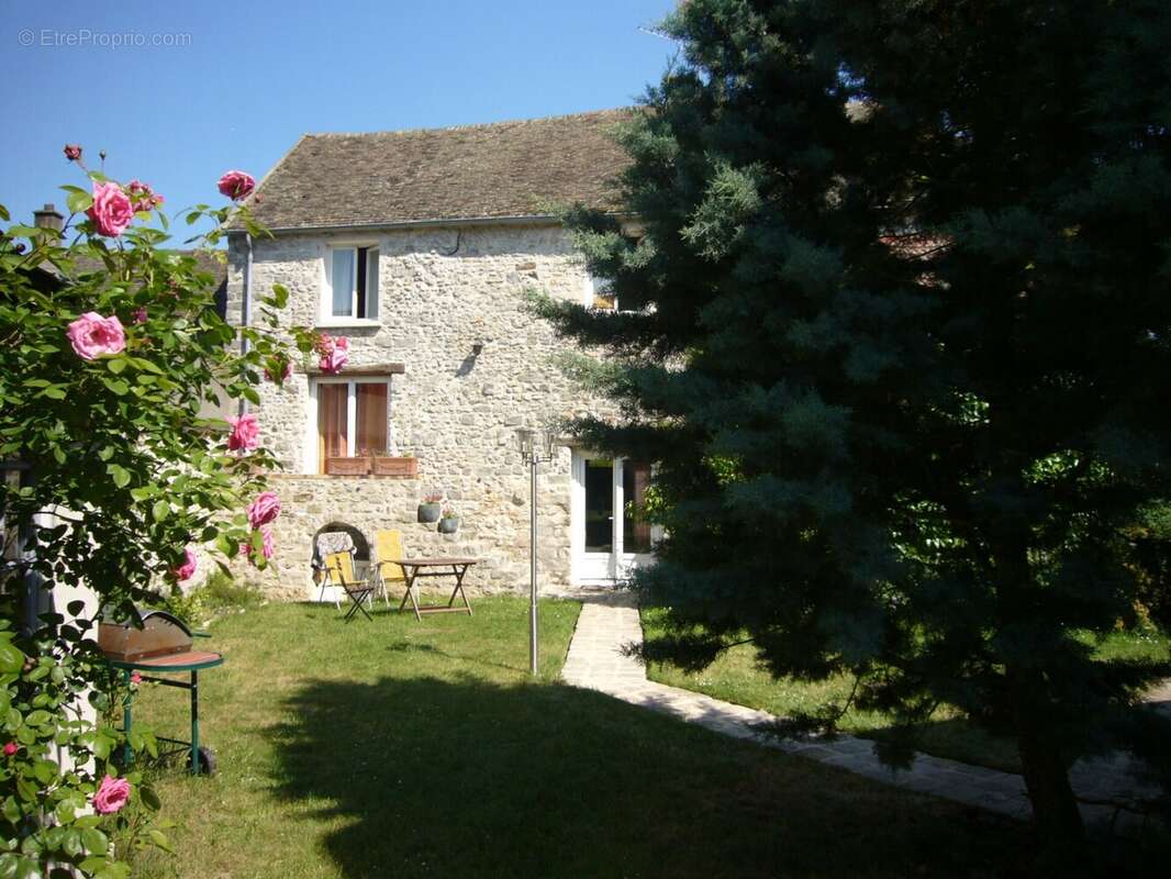 Maison 165 m² à Dannemois  - photo 2