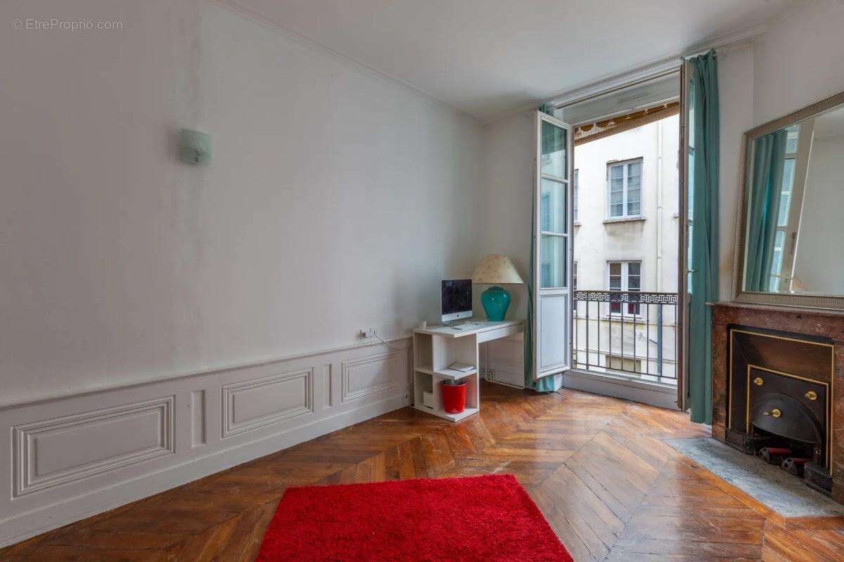 Appartement à LYON-1E