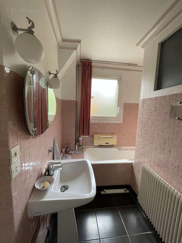 Maison à LA ROCHETTE