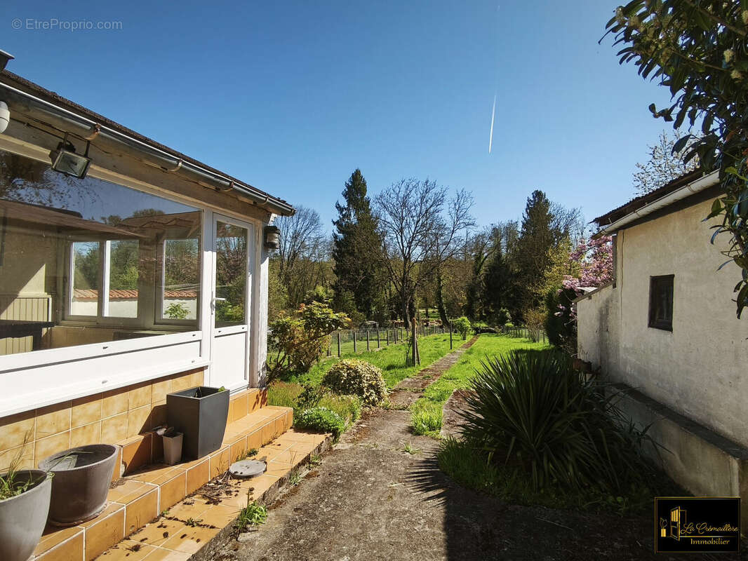 Maison à SAINTE-MESME