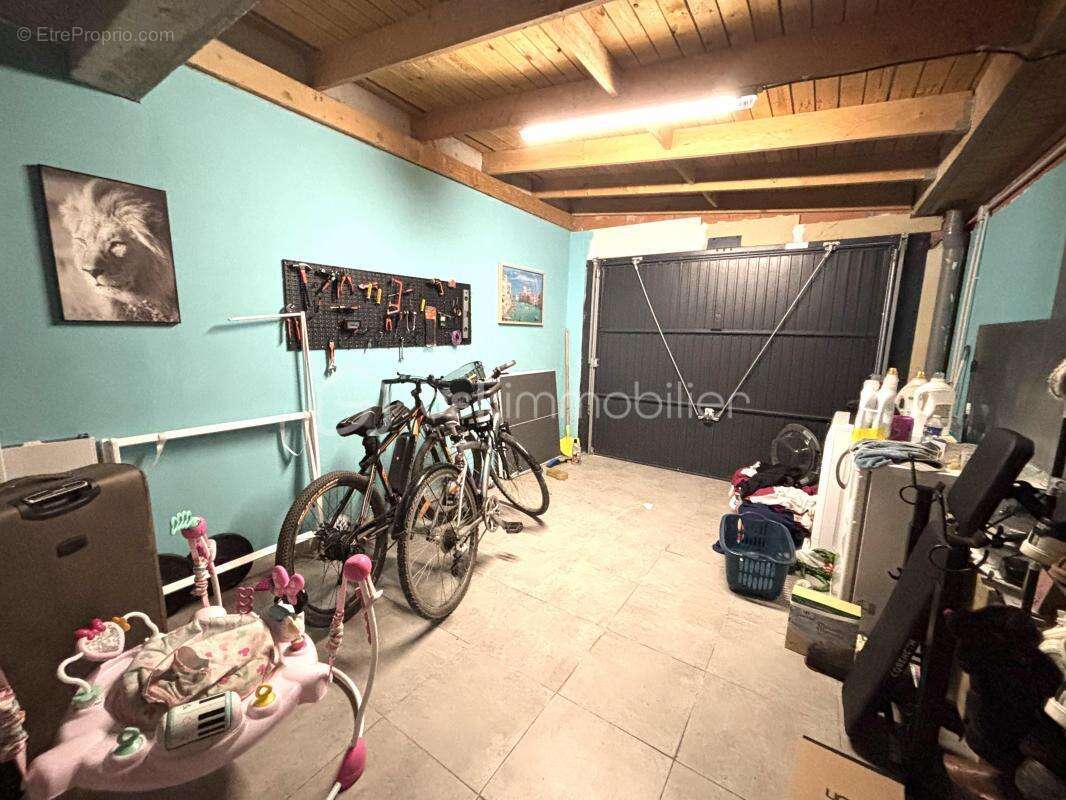 Maison à FLEURY-MEROGIS