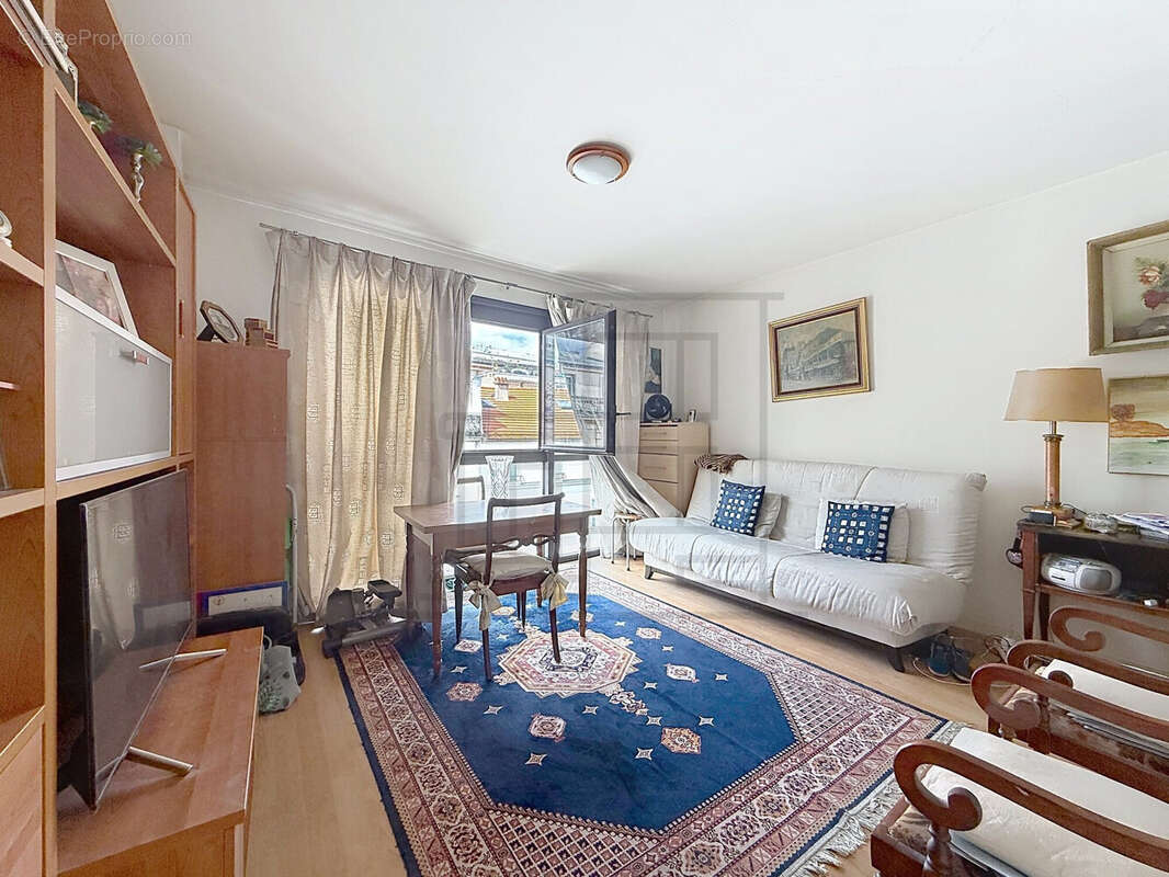 Appartement 25 m² à Paris-20e  - photo 5