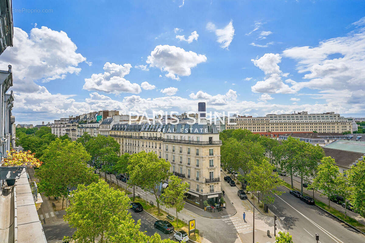 Appartement à PARIS-7E