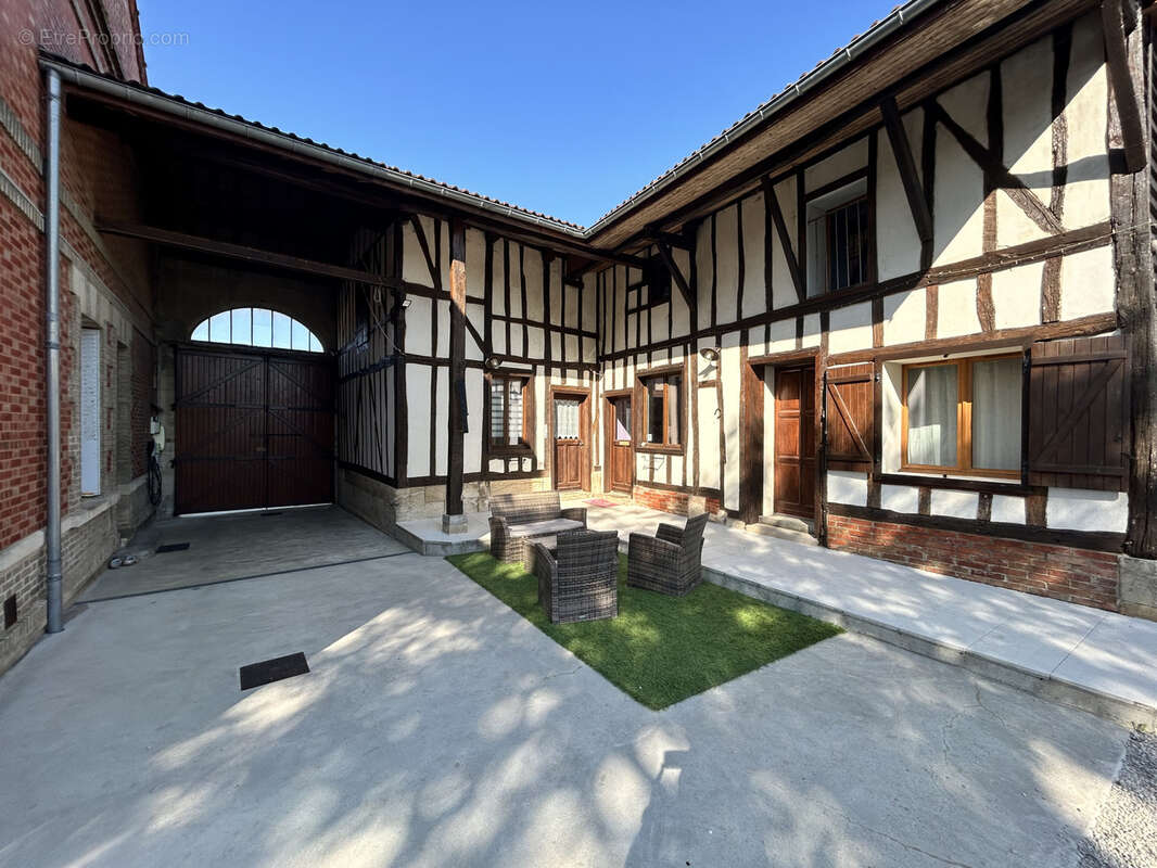 Maison à HEILTZ-LE-HUTIER