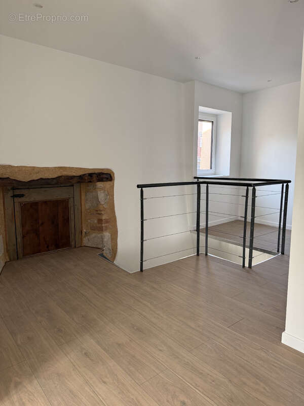 Maison à SAINT-JUST-SAINT-RAMBERT