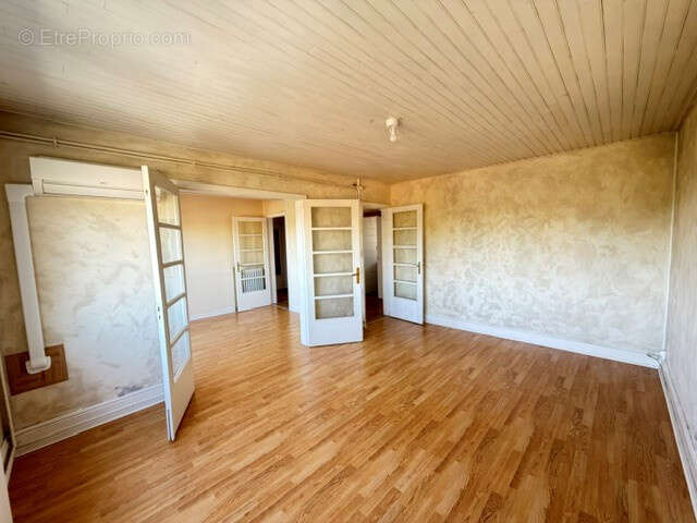 Appartement à ESSERT