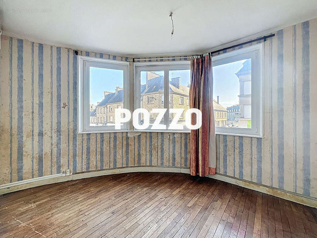 Appartement à SAINT-HILAIRE-DU-HARCOUET