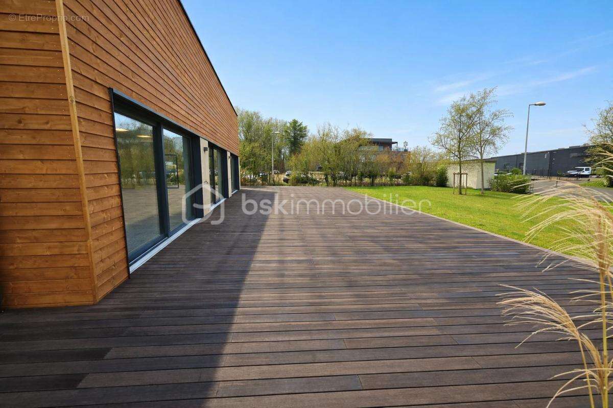 Immeuble tertiaire neuf d’exception – Prestations premium  – Accessibilité idéale - photo 4