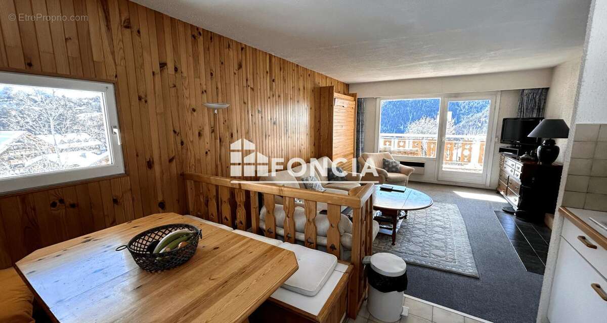 Appartement à SAINT-ETIENNE-DE-TINEE