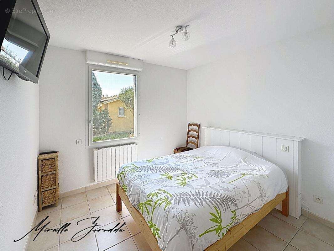 Jonquieres Saint Vincent VILLA, résidence sécurisée de 91m² avec terrasse et parking - photo 4