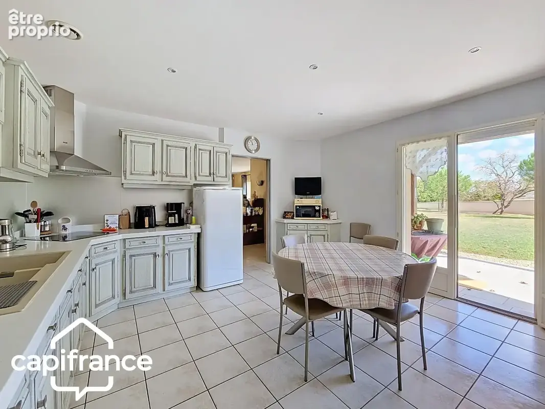 Maison de 169 m2- proche Thouars-terrain de 2000m2 - 4 chambres et + - photo 6