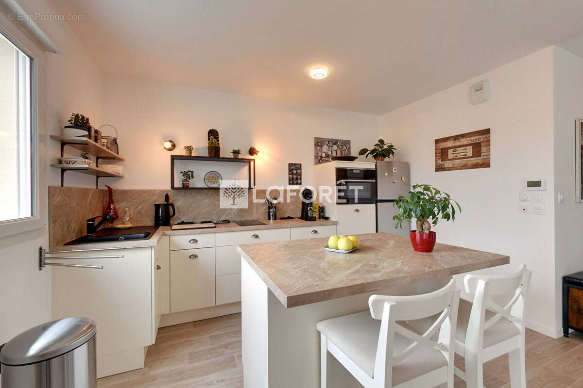 Appartement à FLEURY-SUR-ORNE