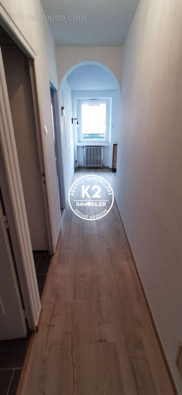 Appartement à LE TEIL