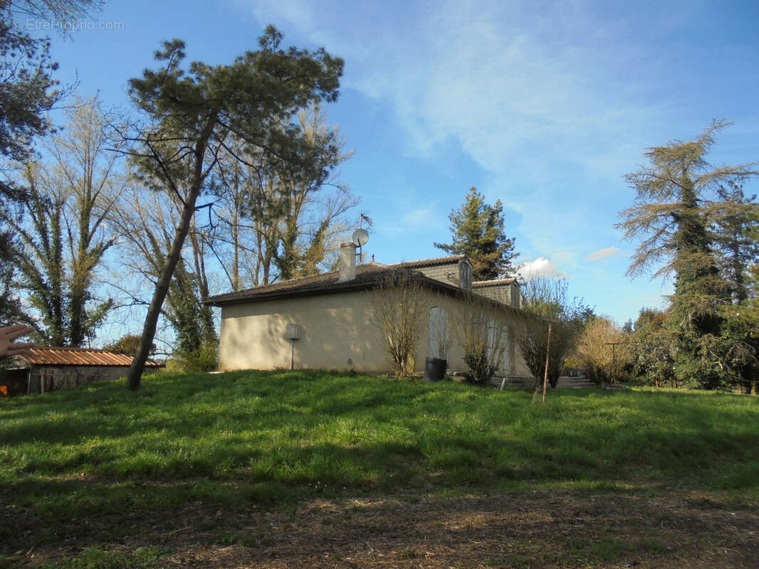 Maison à FONTET